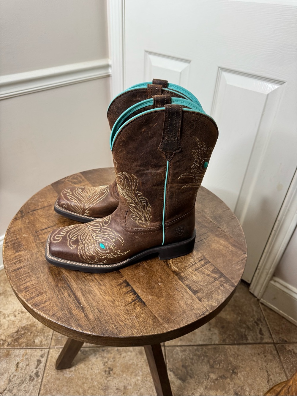 Ariat Brown Leather Western Boots with Turquoise Trim